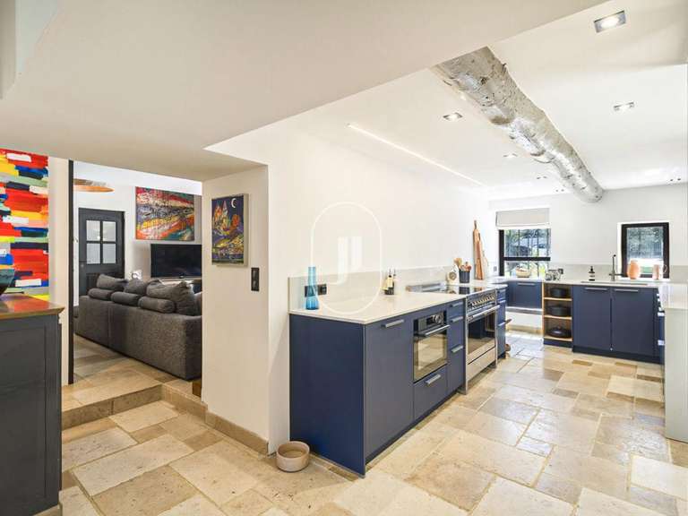 Propriété Cheval-Blanc - 5 chambres - 280m²