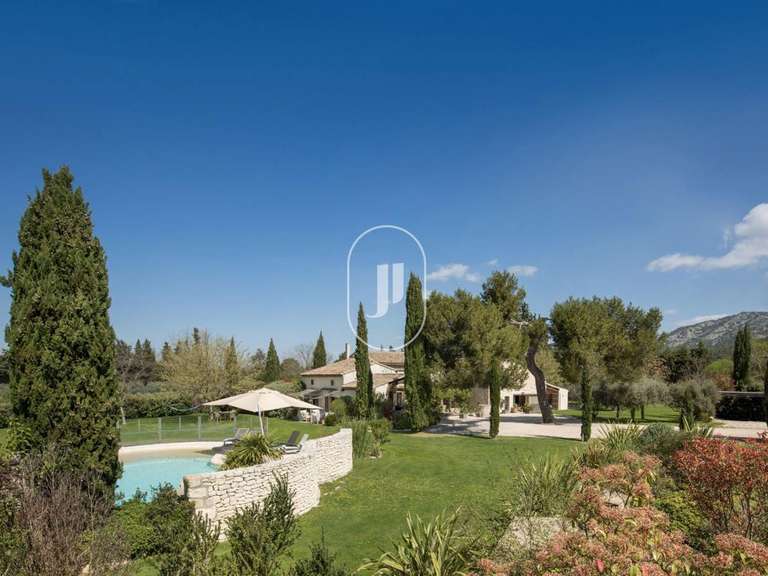 Propriété Cheval-Blanc - 5 chambres - 280m²