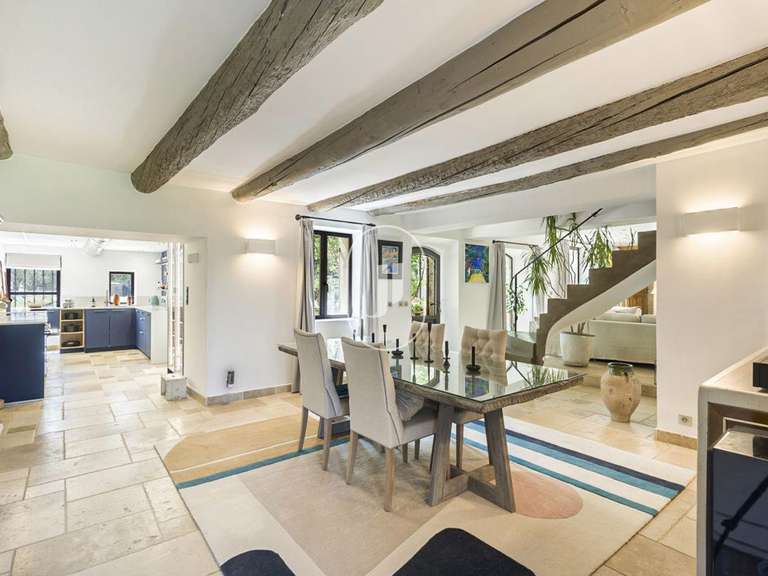 Propriété Cheval-Blanc - 5 chambres - 280m²