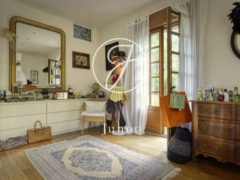 Propriété Chevreuse - 7 chambres - 439m²
