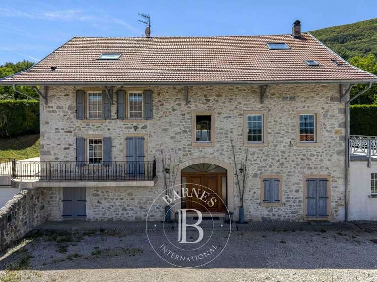 Maison Chevrier - 5 chambres - 647m²