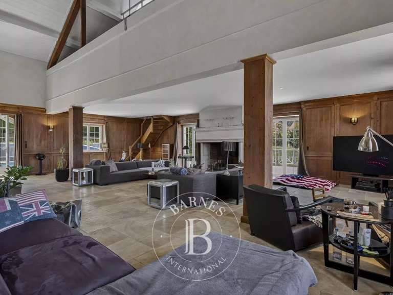 Maison Chevrier - 5 chambres - 647m²