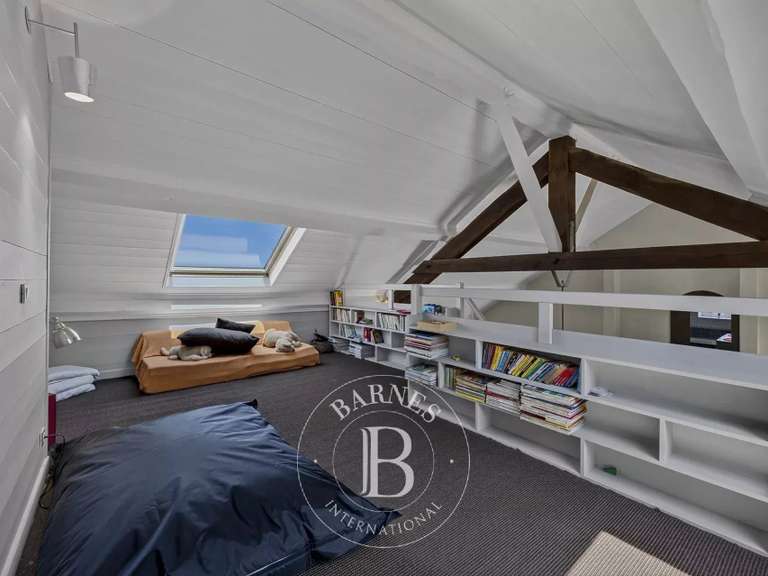 Maison Chevrier - 5 chambres - 647m²