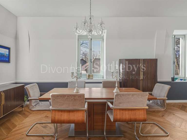 Appartement Chevry - 4 chambres - 160m²