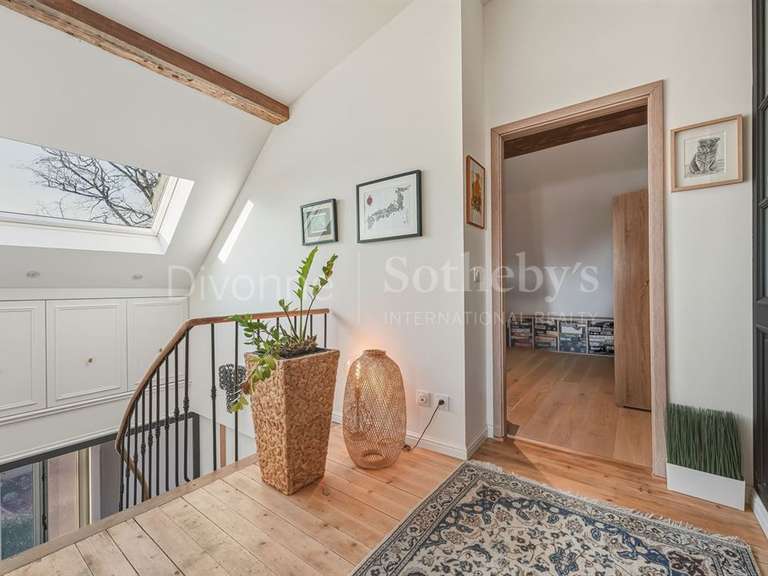 Appartement Chevry - 4 chambres - 160m²