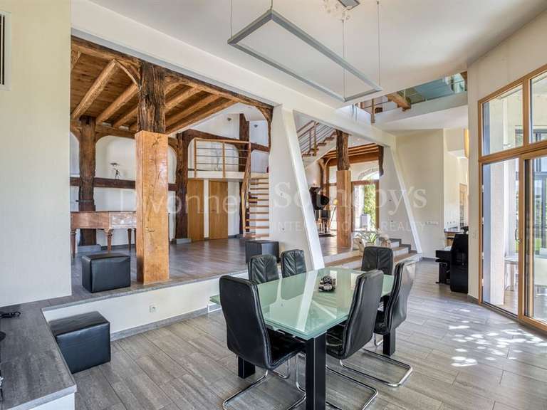 Maison Chevry - 5 chambres - 350m²