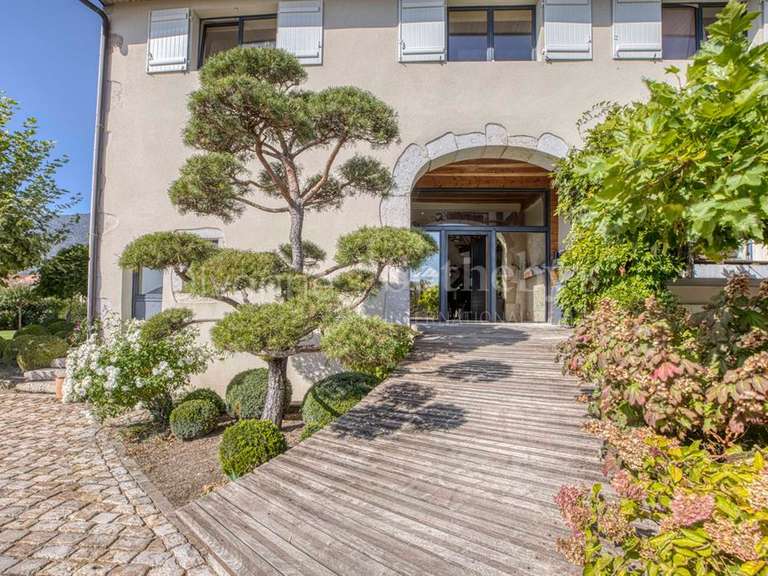 Maison Chevry - 5 chambres - 350m²