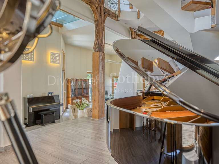 Maison Chevry - 5 chambres - 350m²