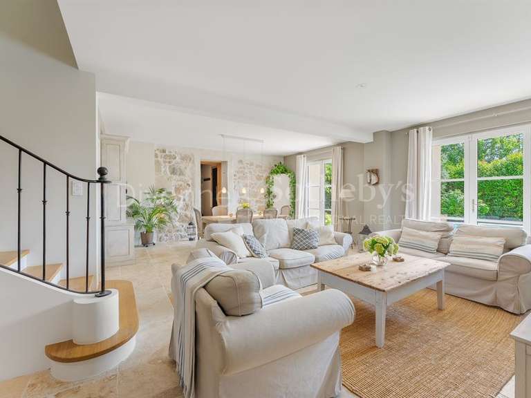 Maison Chevry - 5 chambres - 415m²