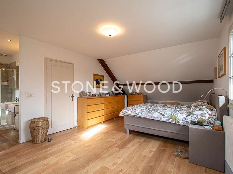 Maison Chevry - 5 chambres - 185m²