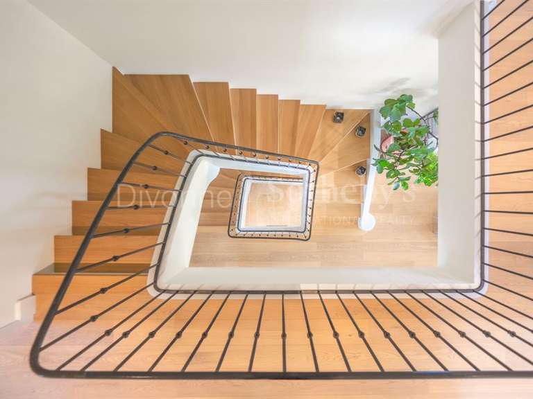 Maison Chevry - 5 chambres - 415m²