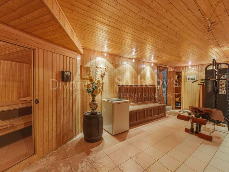 Maison Chevry - 4 chambres - 300m²
