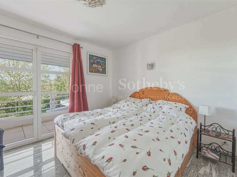 Maison Chevry - 4 chambres - 300m²