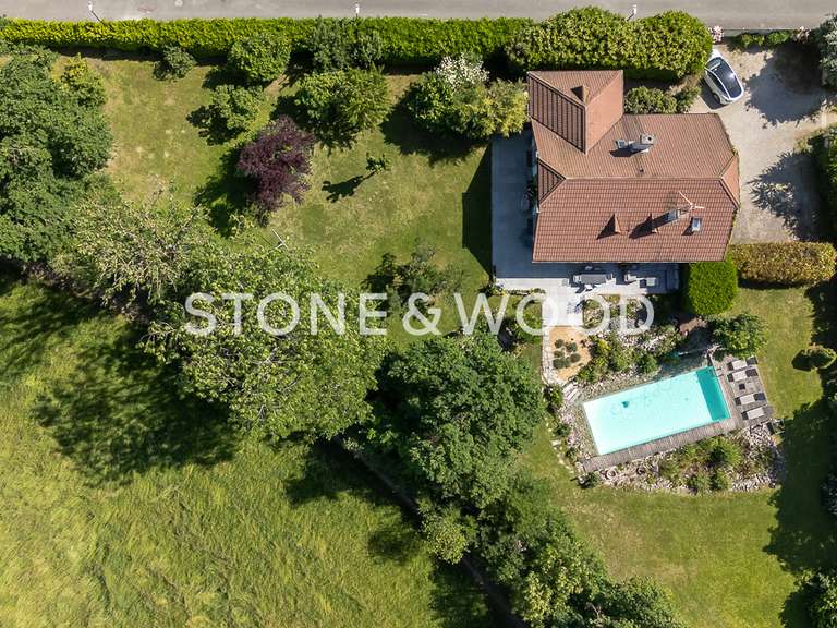 Maison Chevry - 5 chambres - 185m²