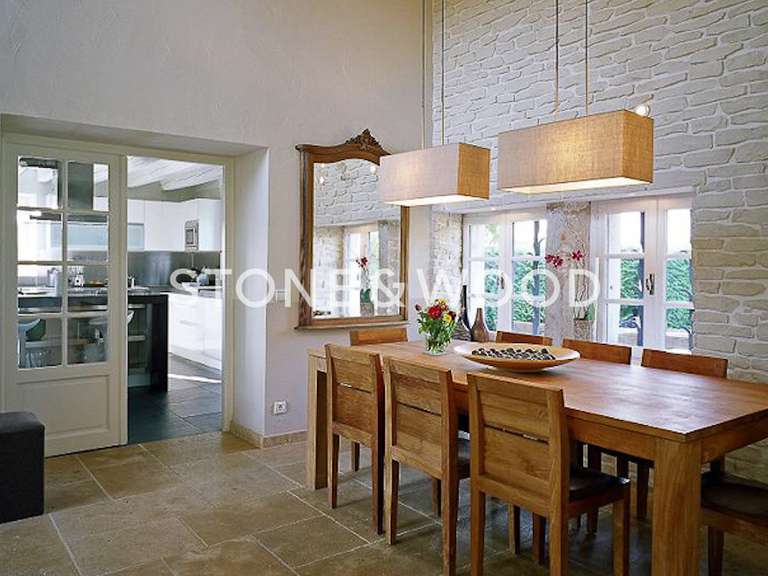 Maison Chevry - 6 chambres - 454m²