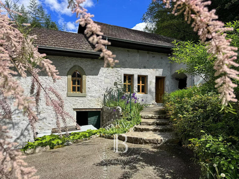 Maison Chindrieux - 5 chambres - 257m²