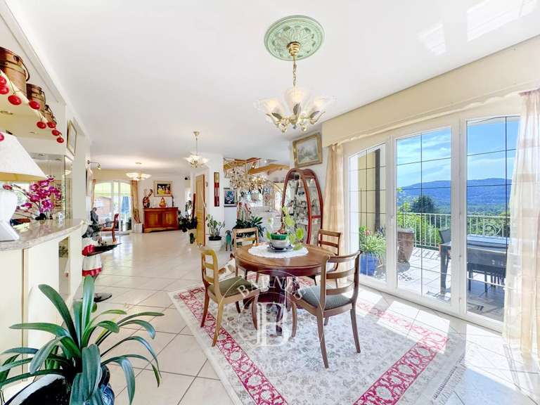 Maison Chindrieux - 6 chambres - 468m²