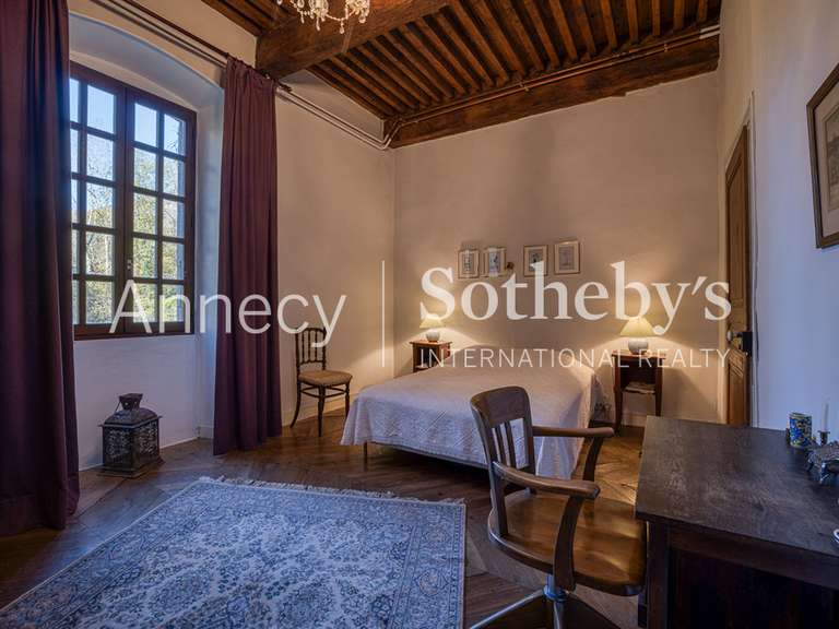 Maison Chindrieux - 10 chambres - 700m²