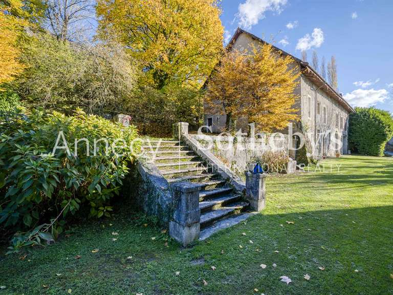 Maison Chindrieux - 10 chambres - 700m²