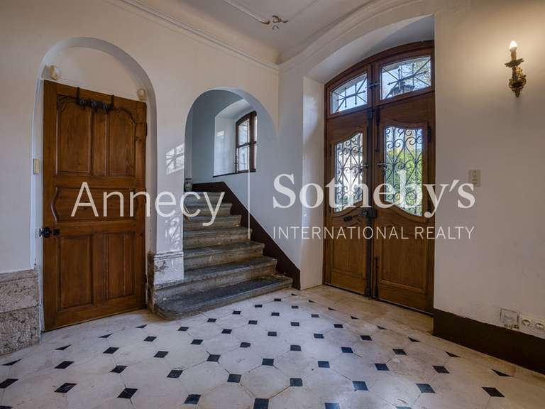 Maison Chindrieux - 10 chambres - 700m²