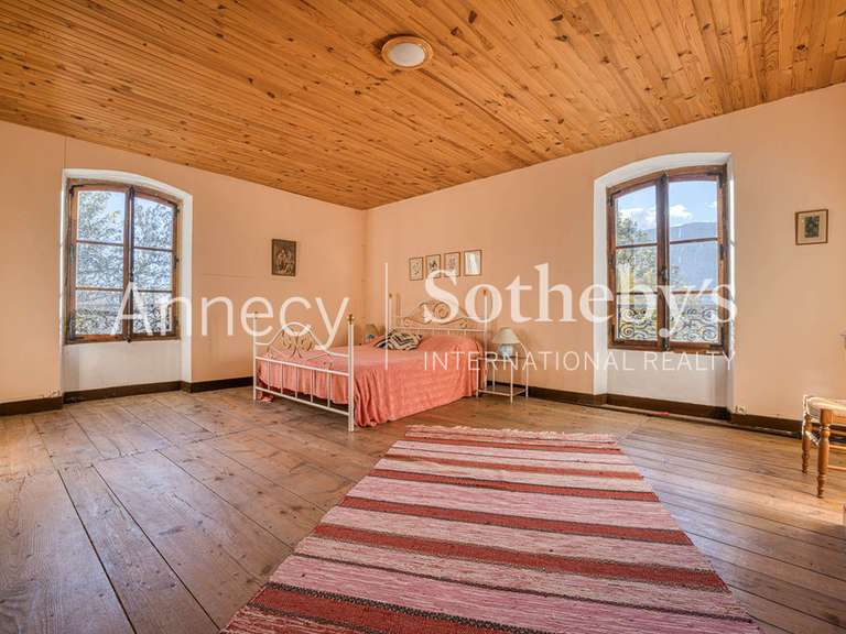 Maison Chindrieux - 10 chambres - 700m²