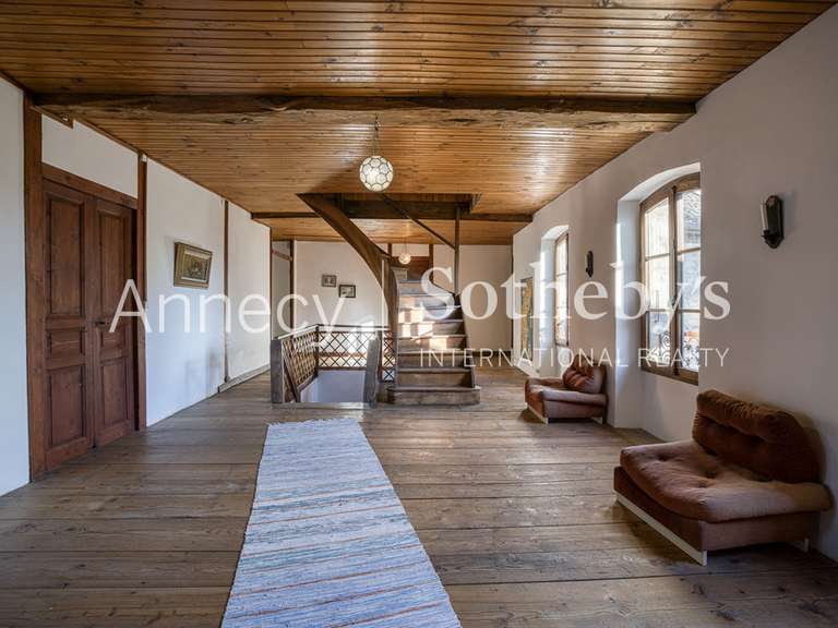 Maison Chindrieux - 10 chambres - 700m²