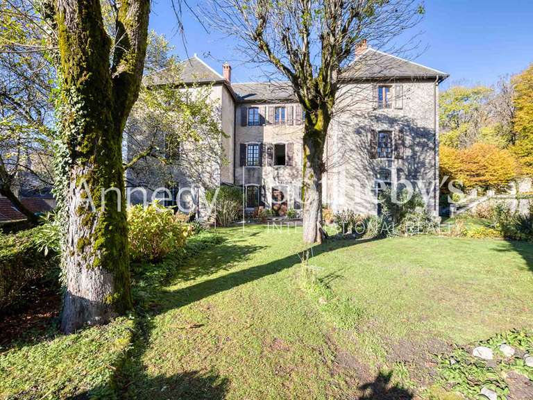 Maison Chindrieux - 10 chambres - 700m²