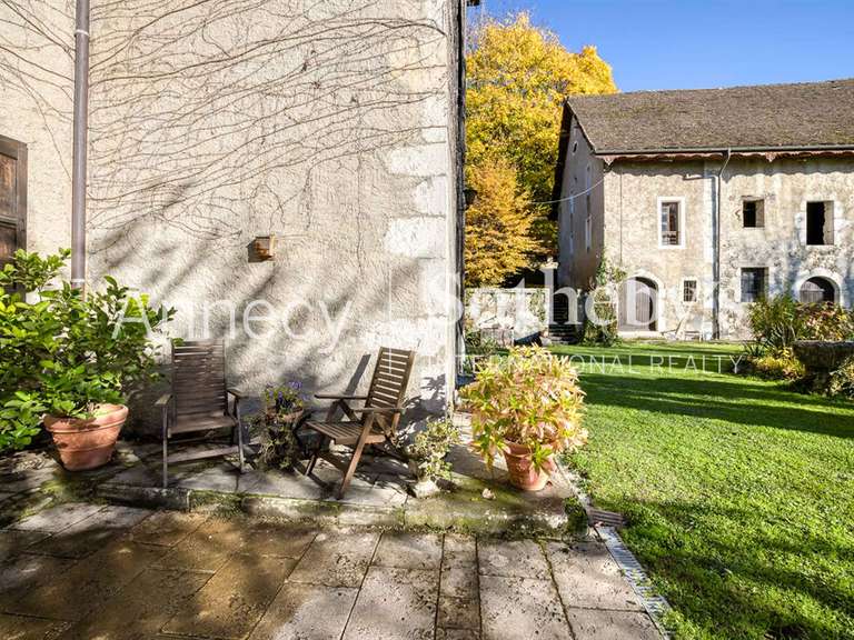 Maison Chindrieux - 10 chambres - 700m²