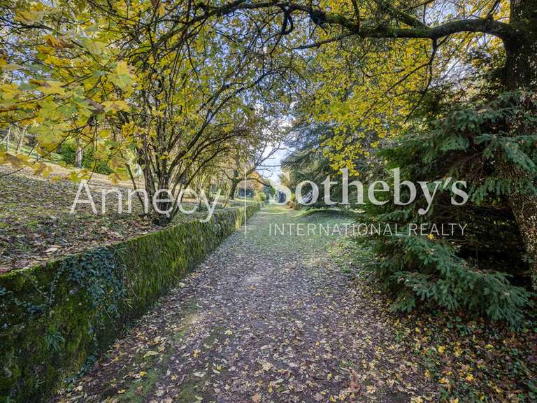 Maison Chindrieux - 10 chambres - 700m²