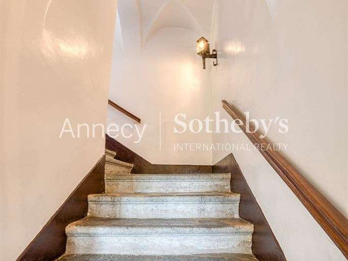 Maison Chindrieux - 10 chambres - 700m²