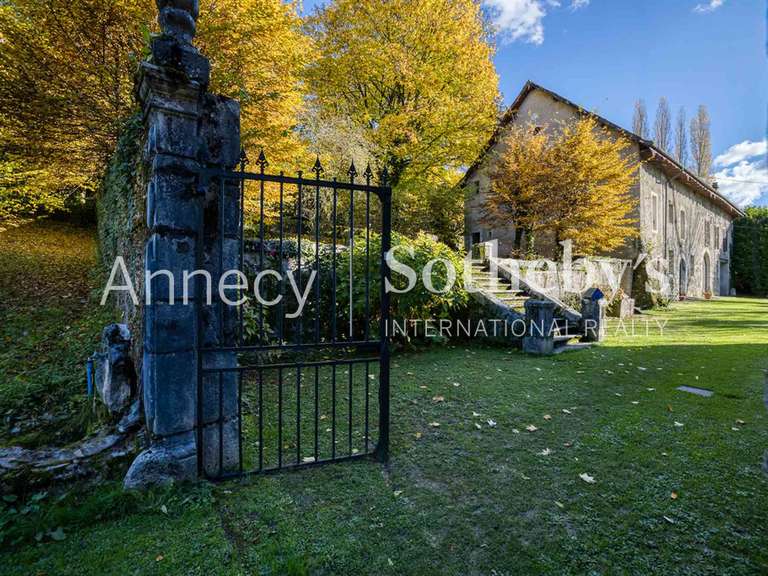 Maison Chindrieux - 10 chambres - 700m²