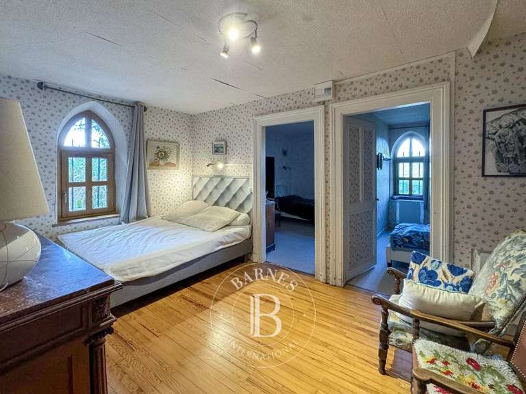 Maison Chindrieux - 5 chambres - 257m²