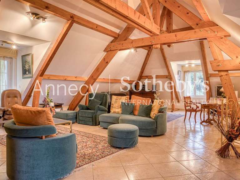 House Chindrieux - 5 bedrooms - 309m²
