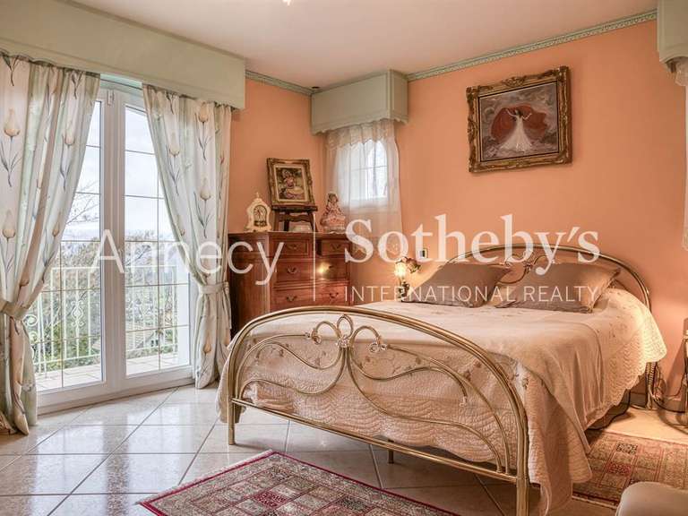 House Chindrieux - 5 bedrooms - 309m²