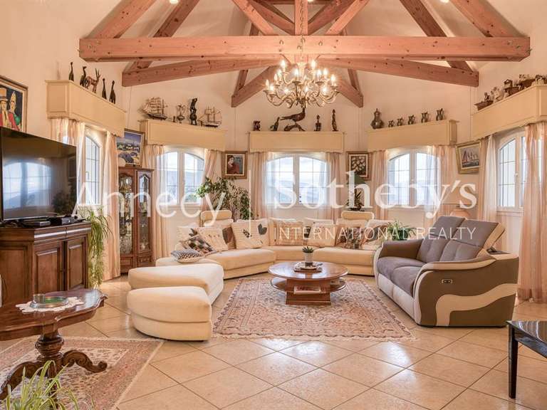 House Chindrieux - 5 bedrooms - 309m²