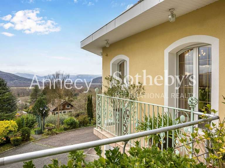 House Chindrieux - 5 bedrooms - 309m²