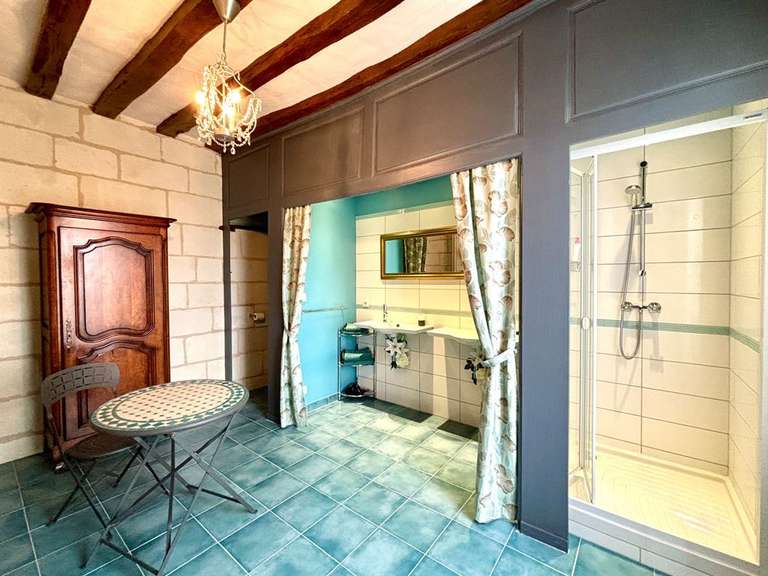 Château Chinon - 16 chambres - 873m²