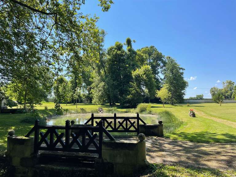 Château Chinon - 8 chambres - 570m²