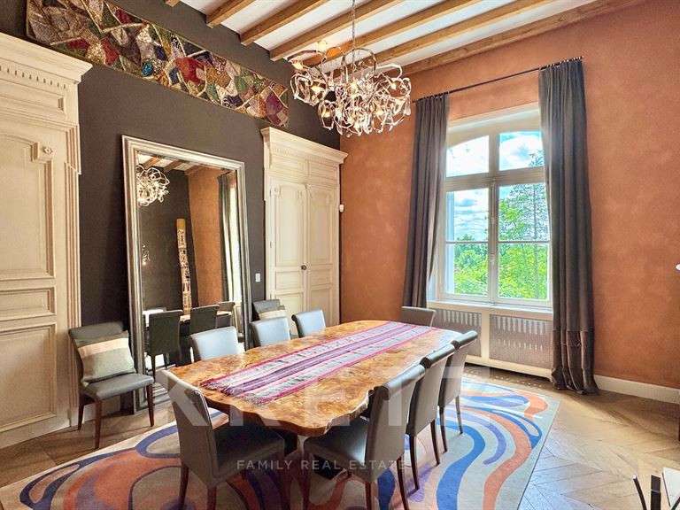 Maison Chinon - 7 chambres - 330m²
