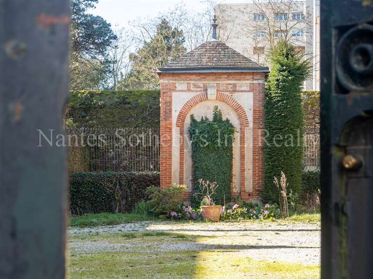 Maison Cholet - 9 chambres - 510m²