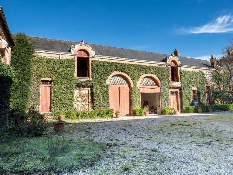 Maison Cholet - 9 chambres - 510m²