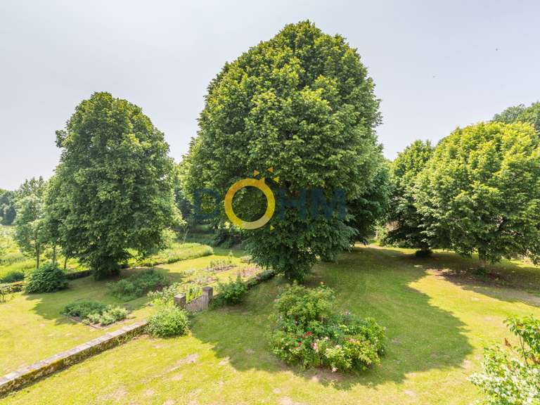 Maison Chomelix - 2300m²