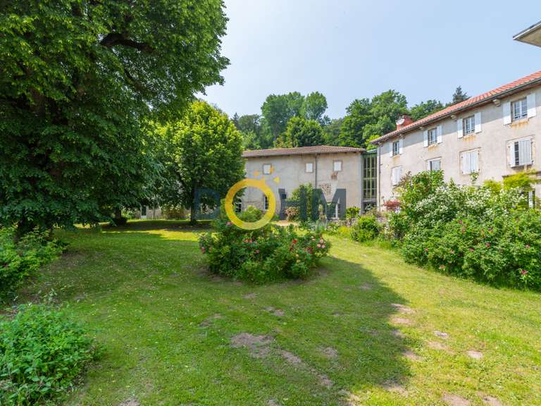 Maison Chomelix - 2300m²