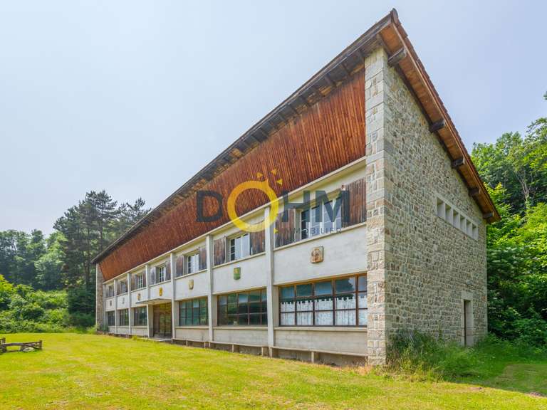 Maison Chomelix - 2300m²