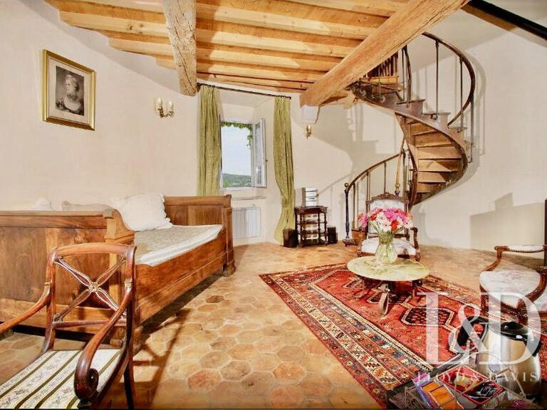Château Chomérac - 16 chambres - 1560m²