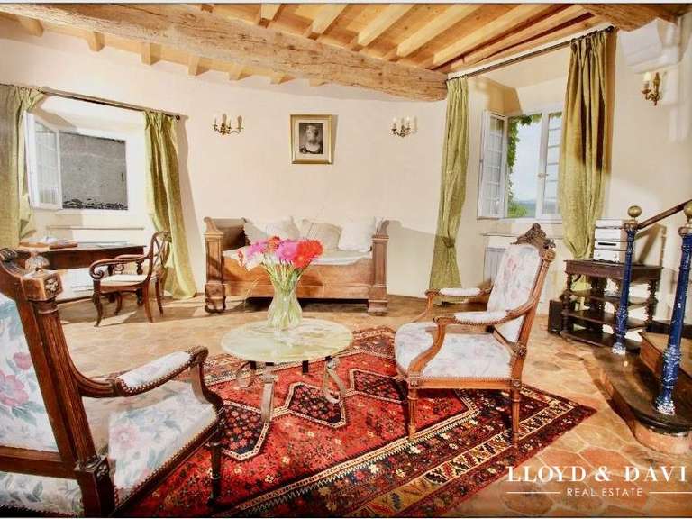 Castle Chomérac - 16 bedrooms - 1560m²