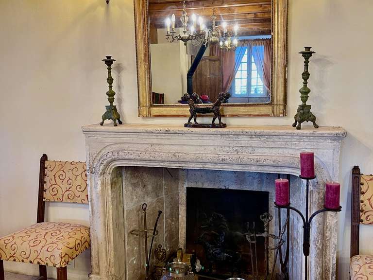 Castle Chomérac - 16 bedrooms - 1560m²