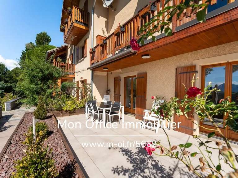 Maison Chorges - 10 chambres - 400m²