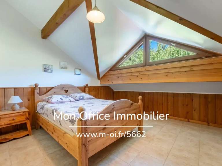 Maison Chorges - 10 chambres - 400m²