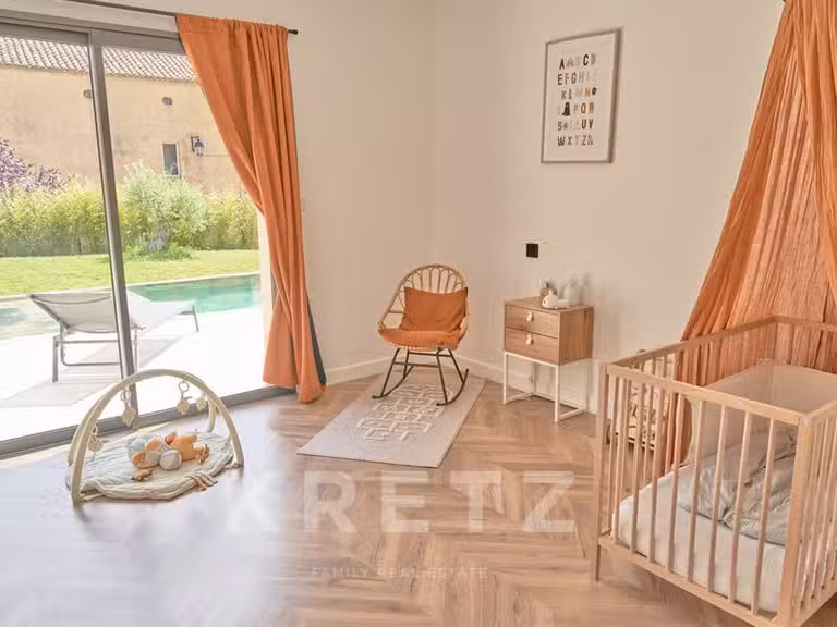 House Chusclan - 4 bedrooms - 190m²